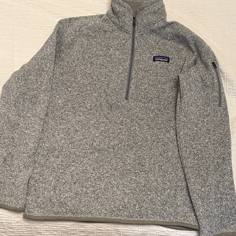 Patagonia Heathered Gray Fleece Pullover